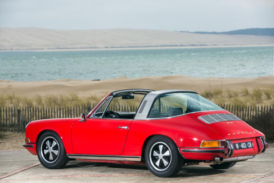  Porsche 911 S 2.2 Targa (911) 1969 года  (фото 4 из 42)